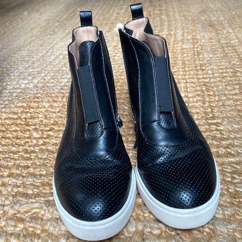 L.Paolo black leather wedge zip up sneaker